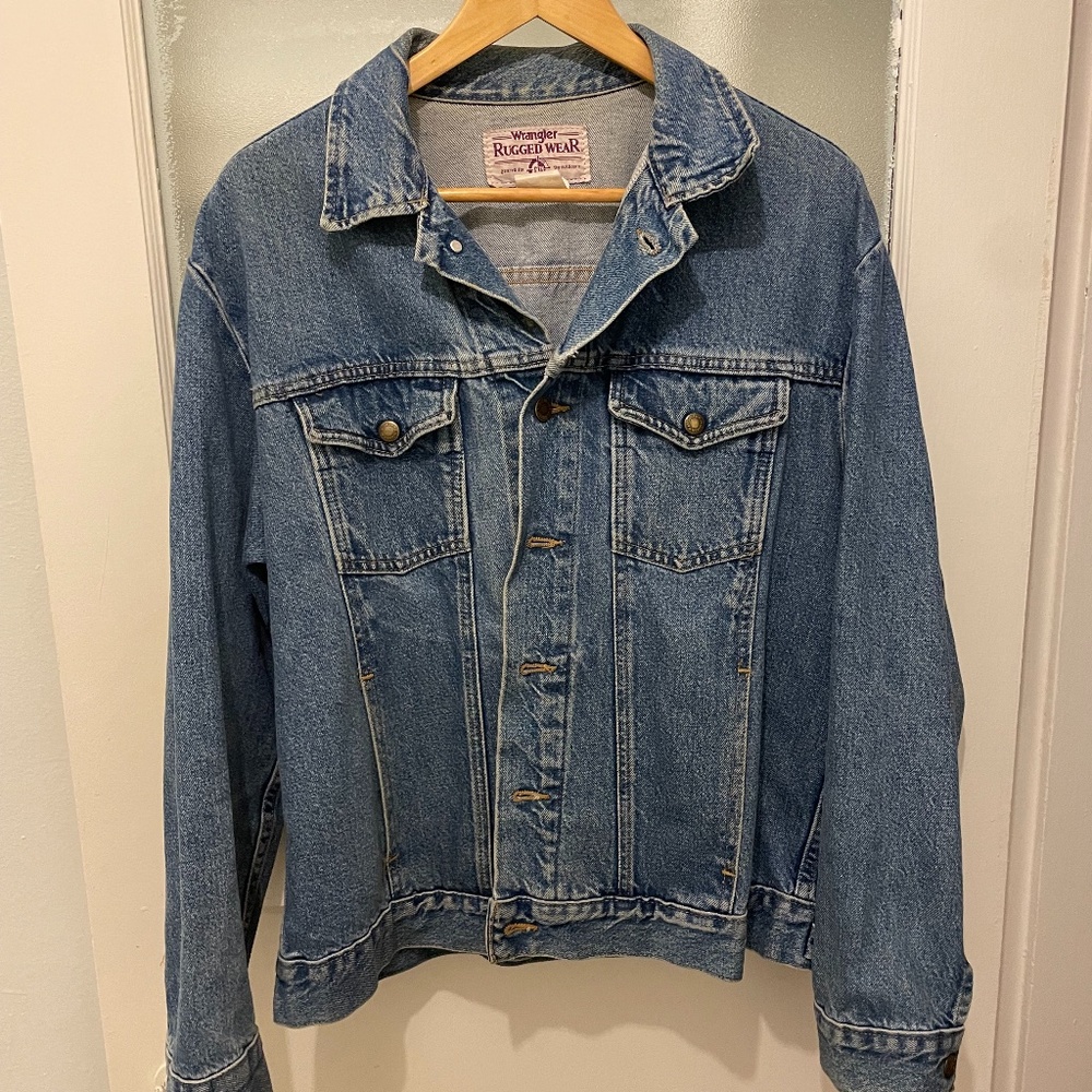 Wrangler Rugged Wear Jean Jacket size L/XL